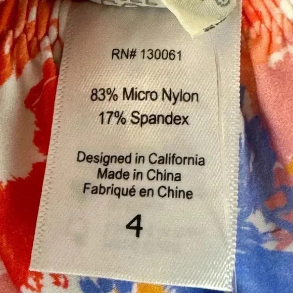 NWT L*Space Marilyn Floral Print One Piece Swimsuit Size 4 Flowers Forever Beach - Picture 4 of 11